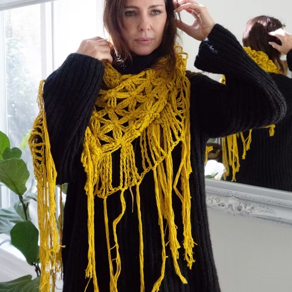 Cotton “Jessica” shawl - Picture 3 of 3